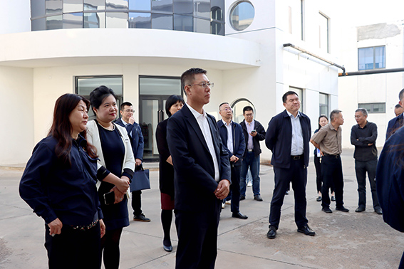 市人社局党组书记、局长一行走进南宫ng28相信品牌力量-相信品牌的力量ng28-南宫28NG国际-南宫28在线登录-南宫ng28注册平台入口-南宫ng娱乐app下载-南宫28网页-南宫集团加拿大28-南宫ng娱乐app下载焊材集团调研