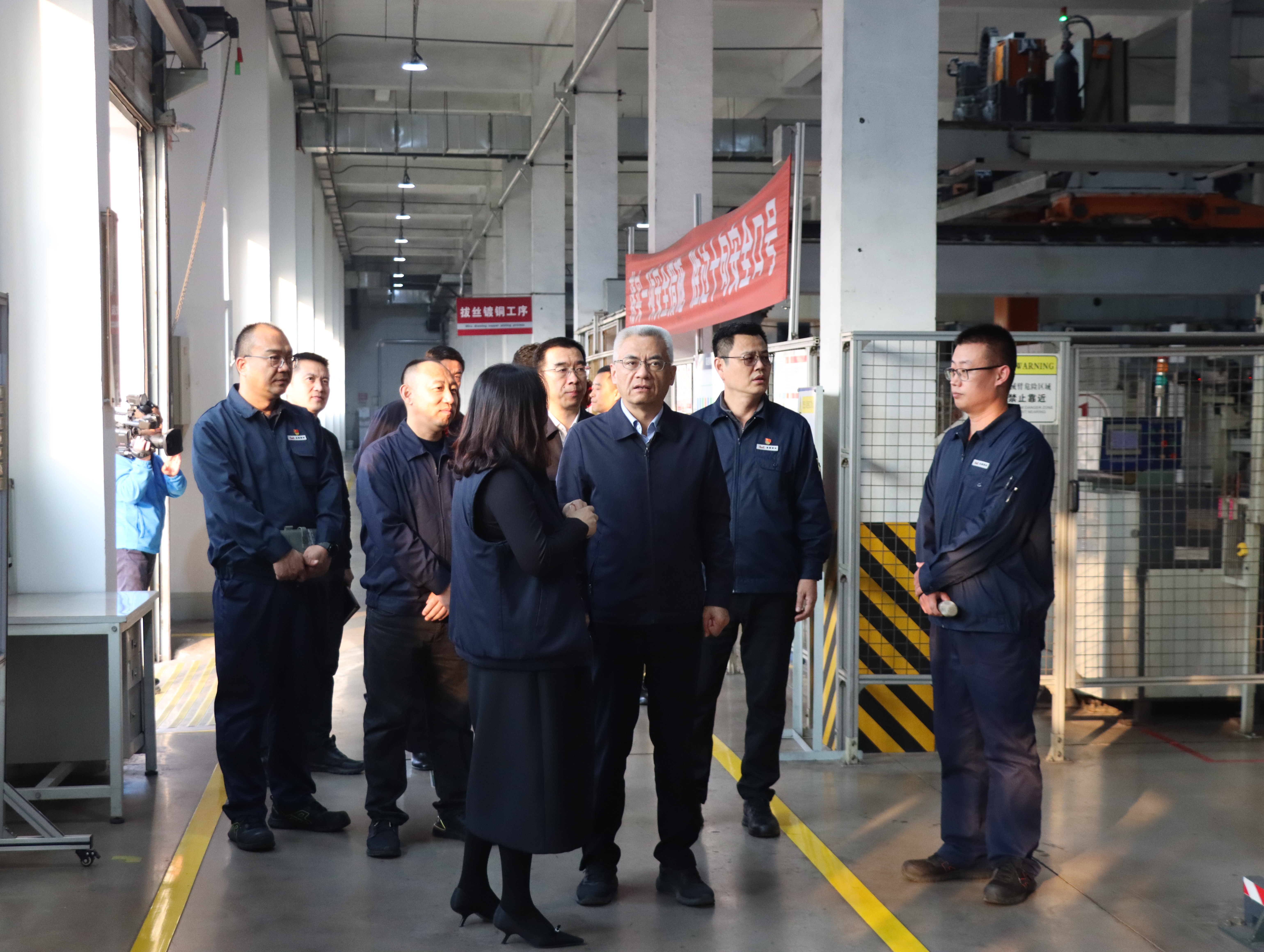 东丽区委书记贾堤走访南宫ng28相信品牌力量-相信品牌的力量ng28-南宫28NG国际-南宫28在线登录-南宫ng28注册平台入口-南宫ng娱乐app下载-南宫28网页-南宫集团加拿大28-南宫ng娱乐app下载焊材集团